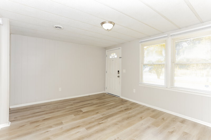 1,355/Mo, 230 King Blvd McDonough, GA 30253 Living Room View 3