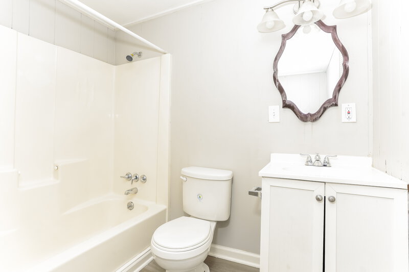 1,355/Mo, 230 King Blvd McDonough, GA 30253 Bathroom View