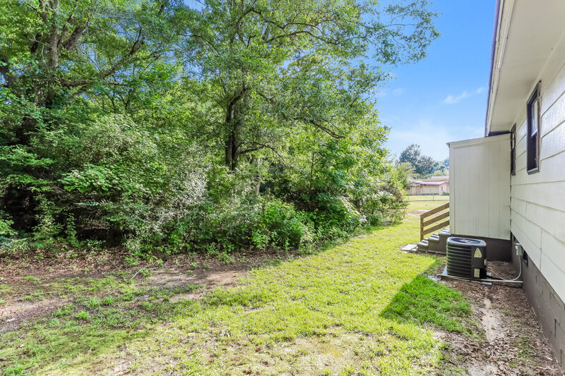 1,355/Mo, 230 King Blvd McDonough, GA 30253 Rear View