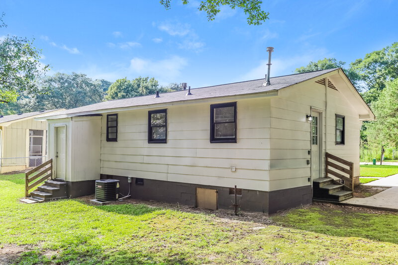 1,355/Mo, 230 King Blvd McDonough, GA 30253 Rear View 2