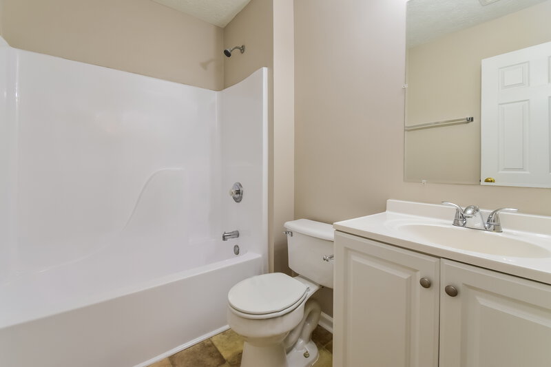 1,785/Mo, 3593 Boulder Ridge Terrace Ellenwood, GA 30294 Bathroom View