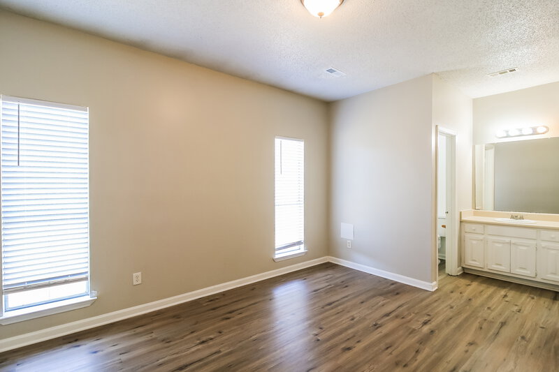 1,625/Mo, 120 Mann Blvd Stockbridge, GA 30281 Main Bedroom View