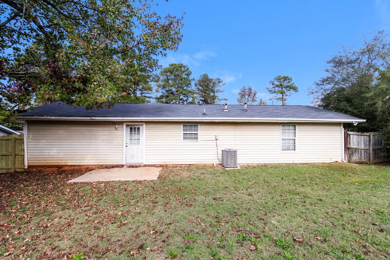 2,080/Mo, 120 Sherwood Loop McDonough, GA 30253 Rear View
