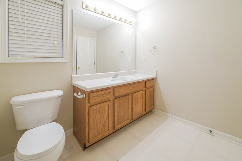 1,580/Mo, 37 Seagrave Court Rockmart, GA 30153 Bathroom View 2