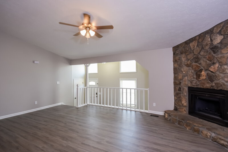 2,990/Mo, 4792 Rock Island Ln NW Acworth, GA 30102 Living Room View 3