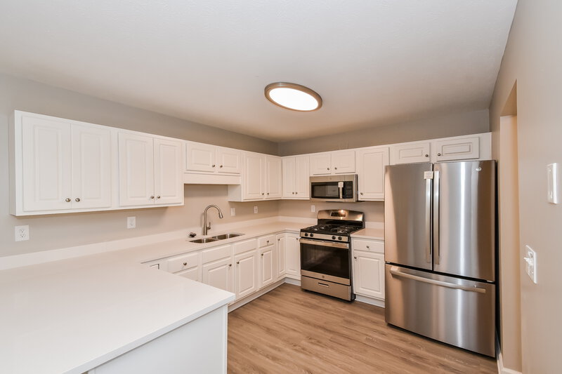 2,790/Mo, 6376 Melrose St Unit 1 Douglasville, GA 30134 Kitchen View