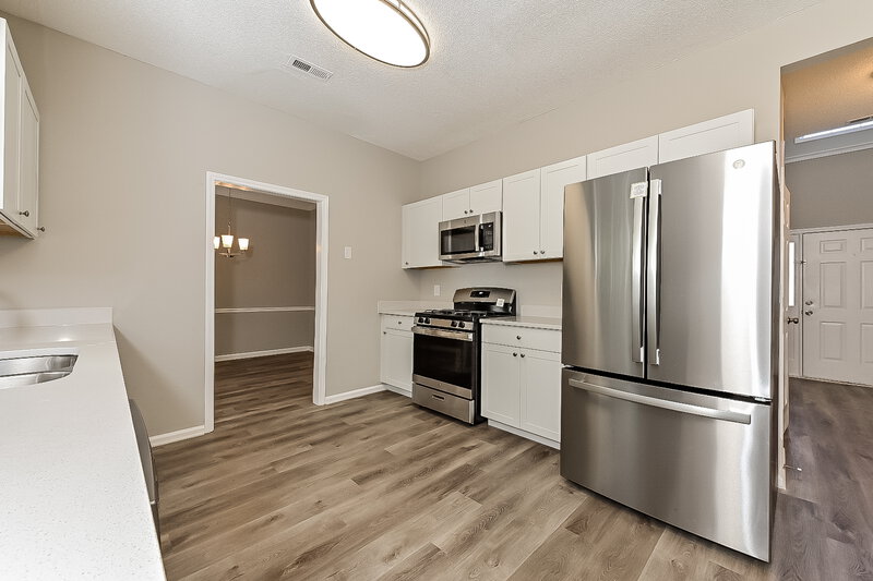 1,955/Mo, 1603 Blossom Dr Atlanta, GA 30349 Kitchen View