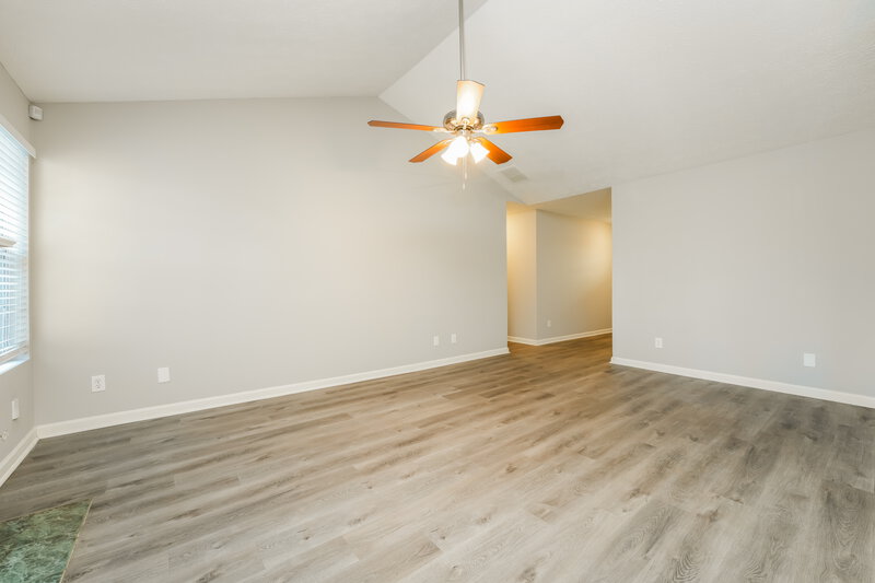 1,885/Mo, 3005 Sentinel Parkway Lawrenceville, GA 30043 Living Room View 2