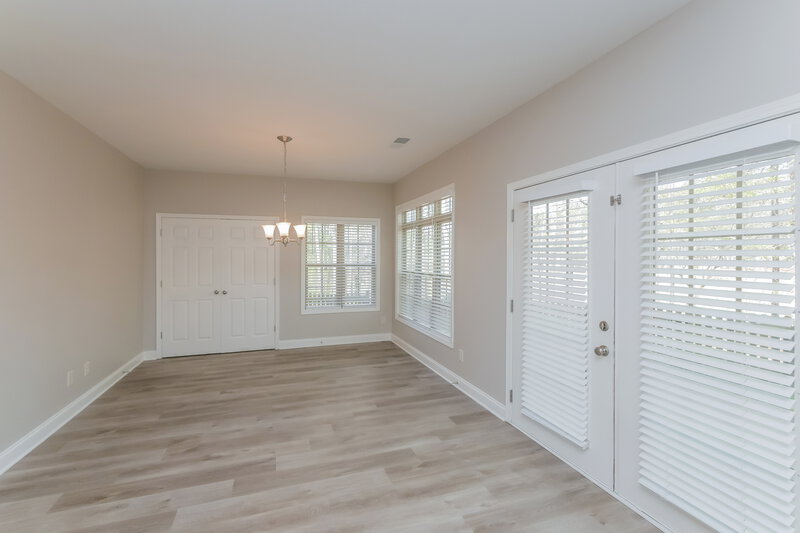 2,355/Mo, 184 Greenview Dr Newnan, GA 30265 Living Room View