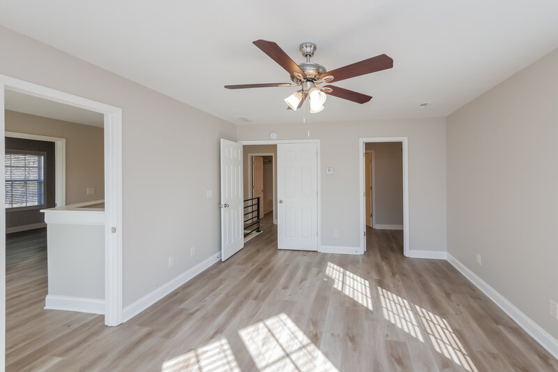 2,355/Mo, 184 Greenview Dr Newnan, GA 30265 Main Bedroom View