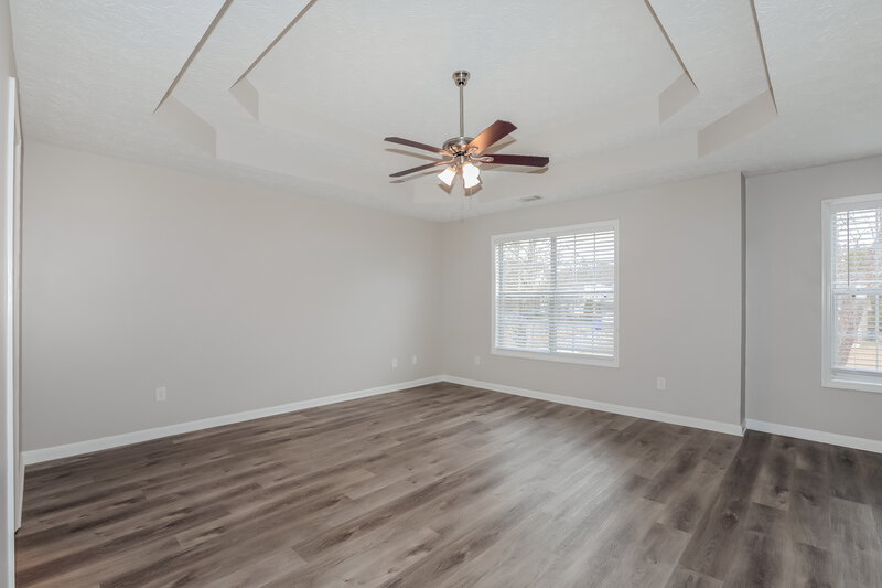 2,220/Mo, 35 Summer Walk Circle Covington, GA 30016 Main Bedroom View