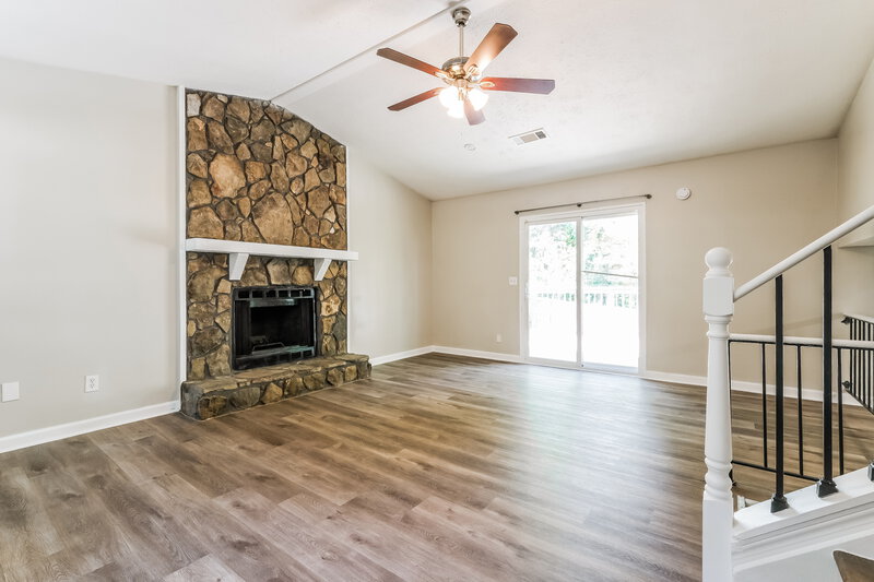 2,215/Mo, 4163 Shiloh Ridge Trl Nw Kennesaw, GA 30144 Living Room View 3