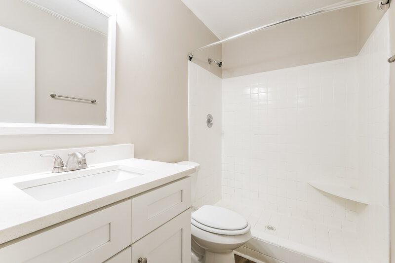 2,215/Mo, 4163 Shiloh Ridge Trl Nw Kennesaw, GA 30144 Main Bathroom View