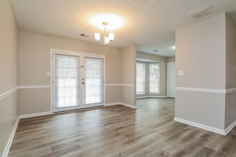 1,900/Mo, 30 Cowan Trl Stockbridge, GA 30281 Dining Room View