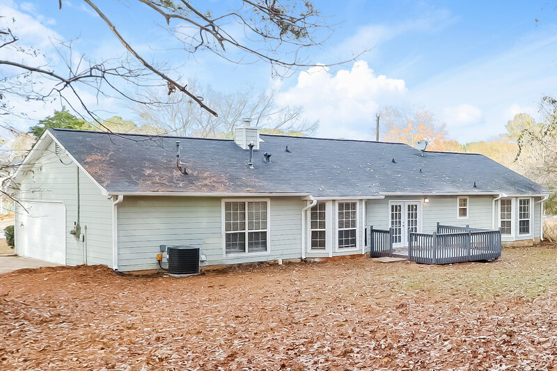 1,900/Mo, 30 Cowan Trl Stockbridge, GA 30281 Rear View 2