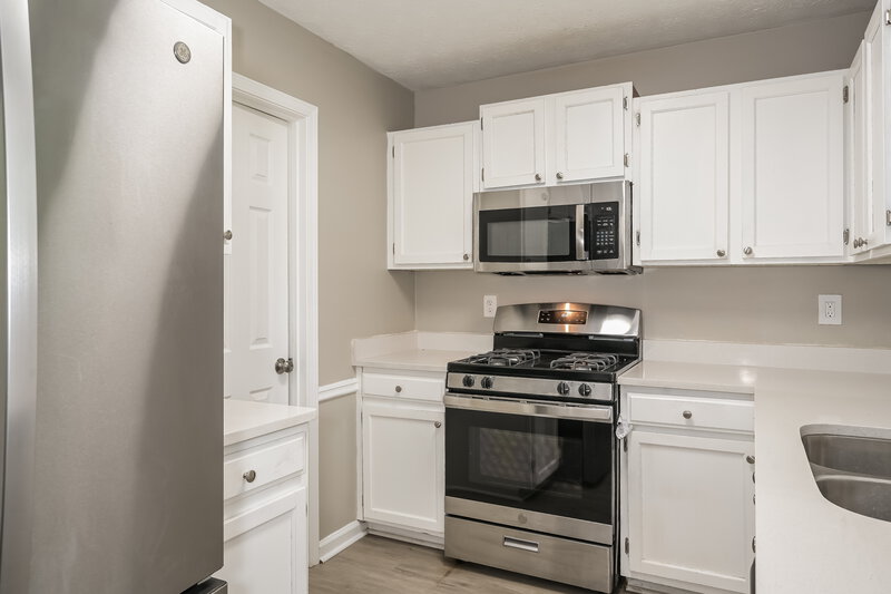 2,520/Mo, 3015 Ansley Ridge Ct Snellville, GA 30078 Kitchen View