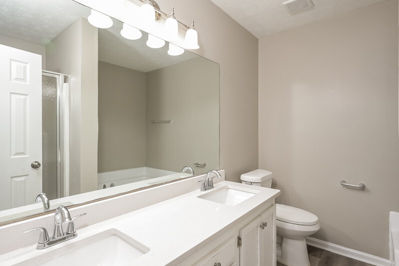 2,520/Mo, 3015 Ansley Ridge Ct Snellville, GA 30078 Main Bathroom View
