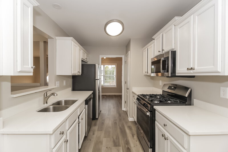 1,850/Mo, 159 Richmond Dr Hiram, GA 30141 Kitchen View