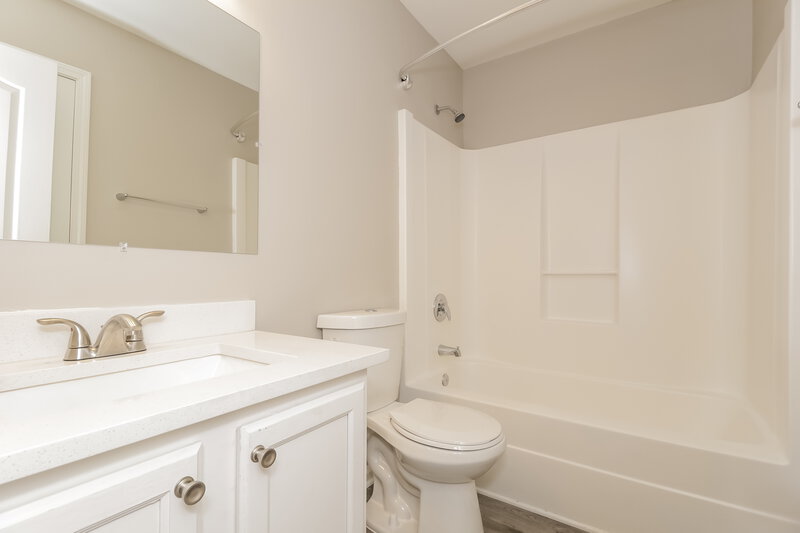 1,850/Mo, 159 Richmond Dr Hiram, GA 30141 Bathroom View