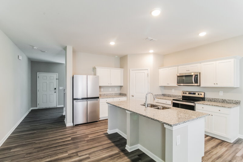 2,360/Mo, 4009 Kendrick Circle Loganville, GA 30052 Kitchen View