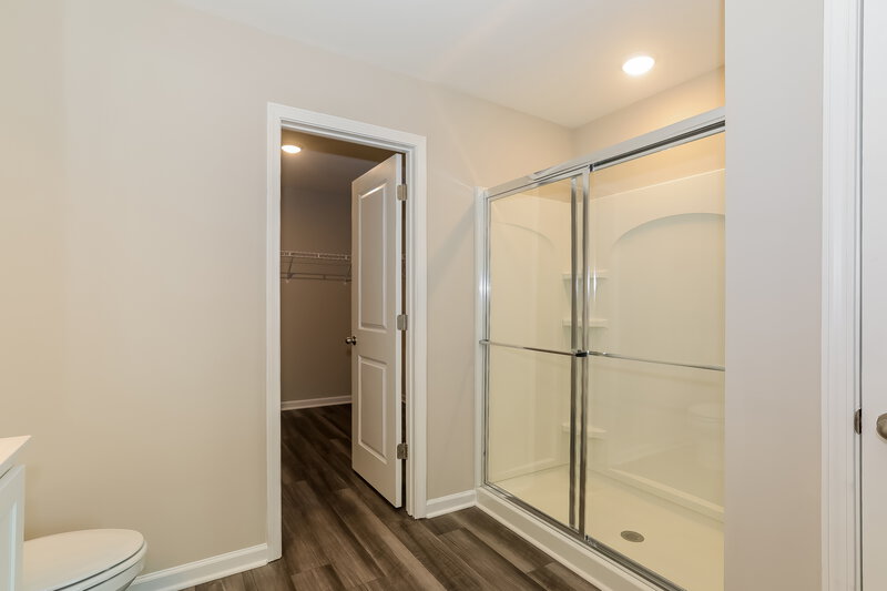 2,635/Mo, 3999 Kendrick Circle Loganville, GA 30052 Main Bathroom View 2