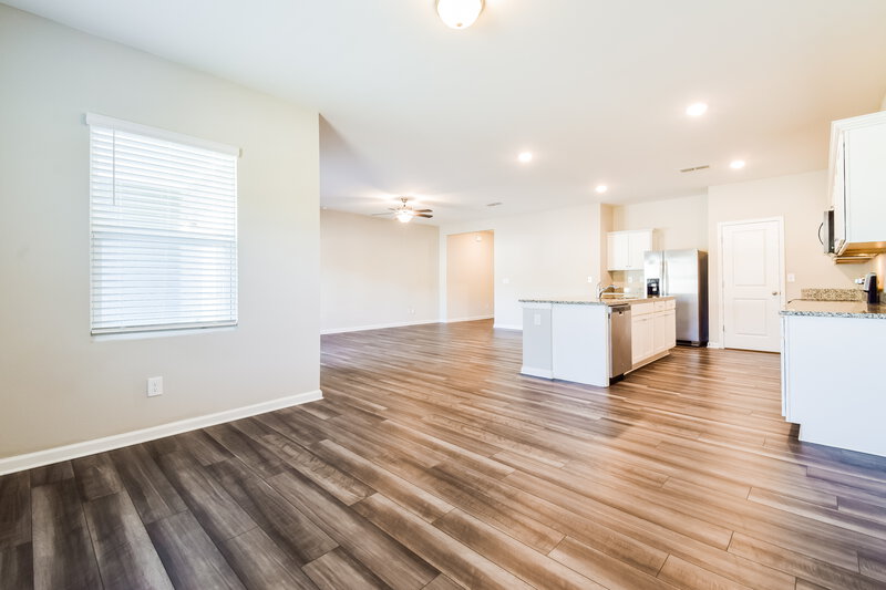 2,220/Mo, 3939 Kendrick Circle Loganville, GA 30052 Living Room View