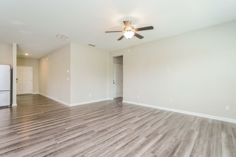 2,510/Mo, 1146 Feldman Chase Loganville, GA 30052 Living Room View
