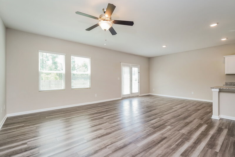 2,510/Mo, 1146 Feldman Chase Loganville, GA 30052 Living Room View 2