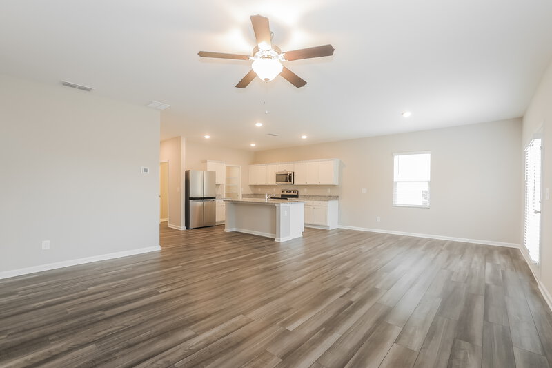 3,410/Mo, 4064 Kendrick Circle Loganville, GA 30052 Living Room View 2