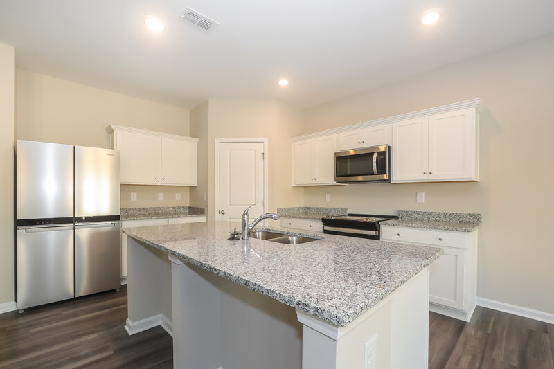 2,745/Mo, 3964 Kendrick Circle Loganville, GA 30052 Kitchen View