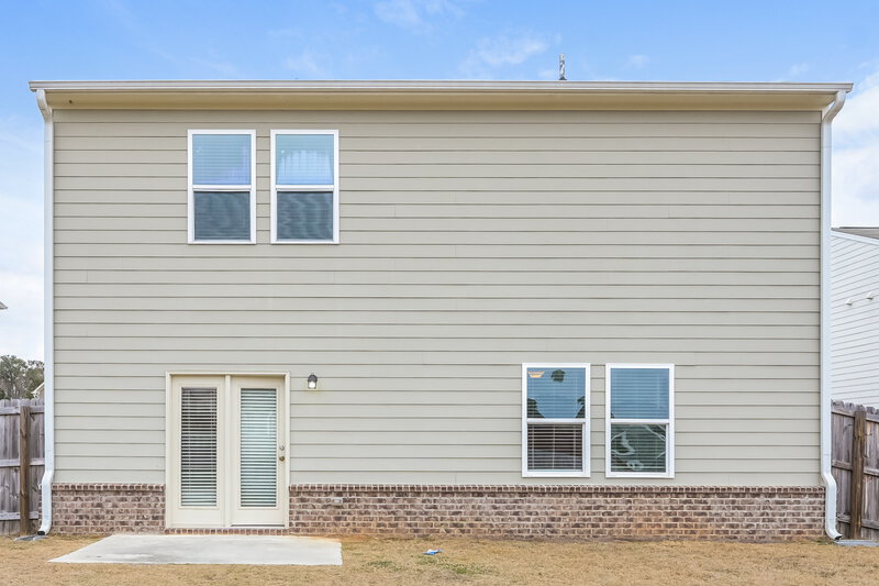 2,300/Mo, 3954 Kendrick Circle Loganville, GA 30052 Rear View