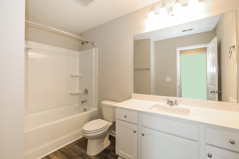2,450/Mo, 3737 Wickley Lane Loganville, GA 30052 Bathroom View