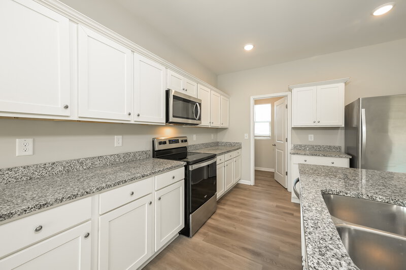 2,470/Mo, 3808 Ramsay Pass Loganville, GA 30052 Kitchen View