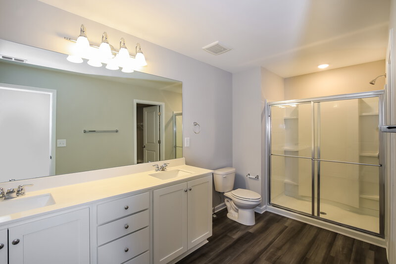4,400/Mo, 3778 Ramsay Pass Loganville, GA 30052 Main Bathroom View