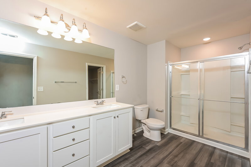 2,590/Mo, 3778 Ramsay Pass Loganville, GA 30052 Main Bathroom View