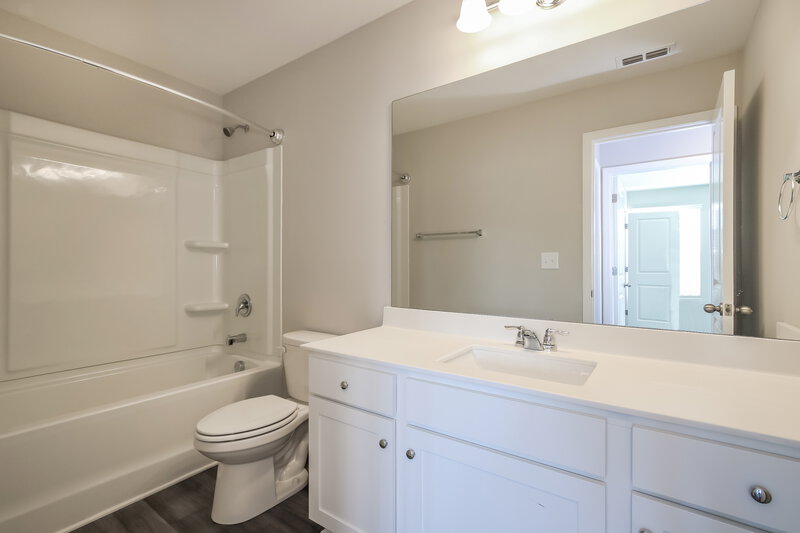 4,400/Mo, 3778 Ramsay Pass Loganville, GA 30052 Bathroom View