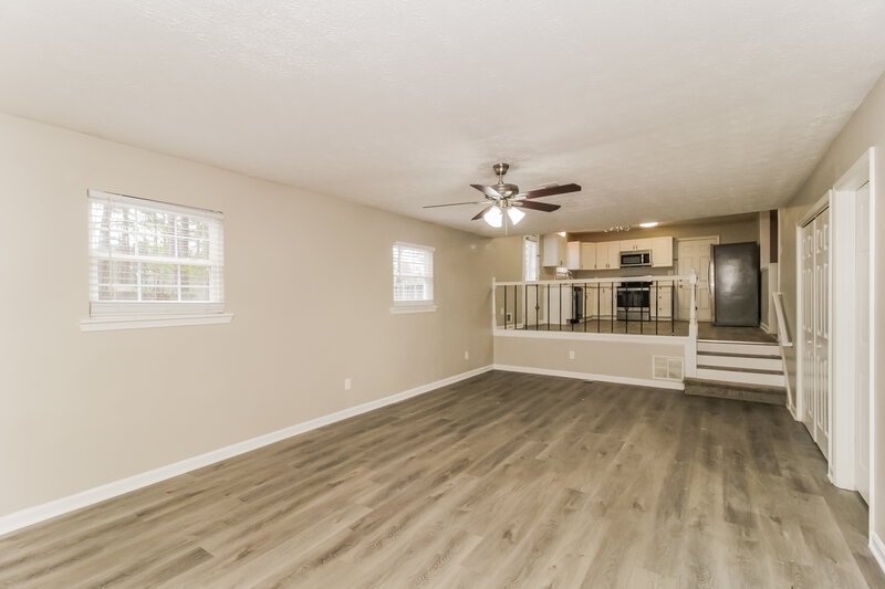 2,385/Mo, 6492 Meadow Lark Dr Riverdale, GA 30296 Misc View 5