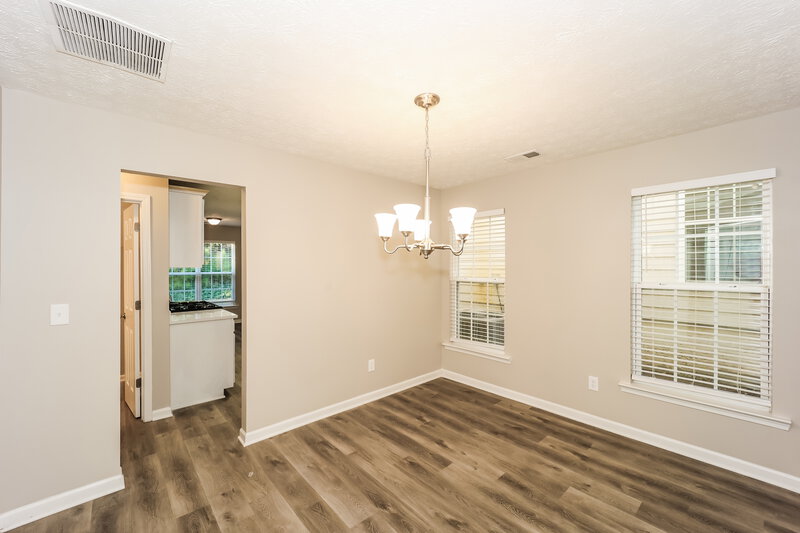 1,785/Mo, 9525 Lakeview Rd Union City, GA 30291 Dining Room View