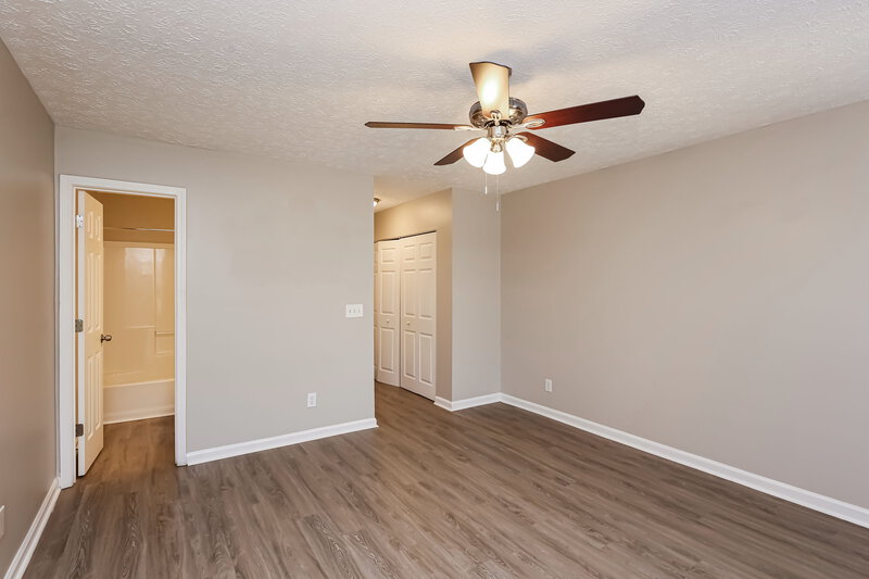 2,065/Mo, 307 Paxton Ct Woodstock, GA 30188 Main Bedroom View 2