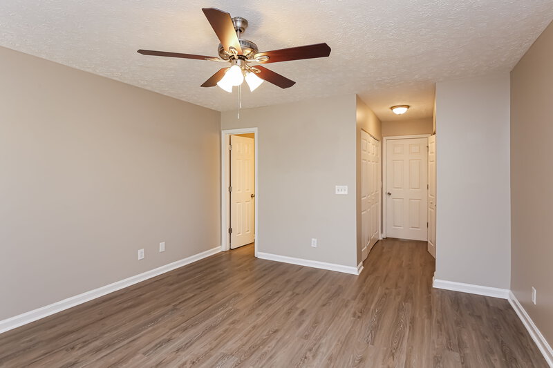 2,065/Mo, 307 Paxton Ct Woodstock, GA 30188 Main Bedroom View 3