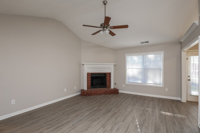 1,940/Mo, 480 Oak Vista Ct Lawrenceville, GA 30044 Living Room View