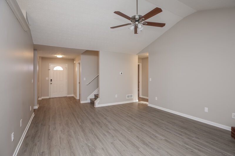 1,940/Mo, 480 Oak Vista Ct Lawrenceville, GA 30044 Living Room View 2