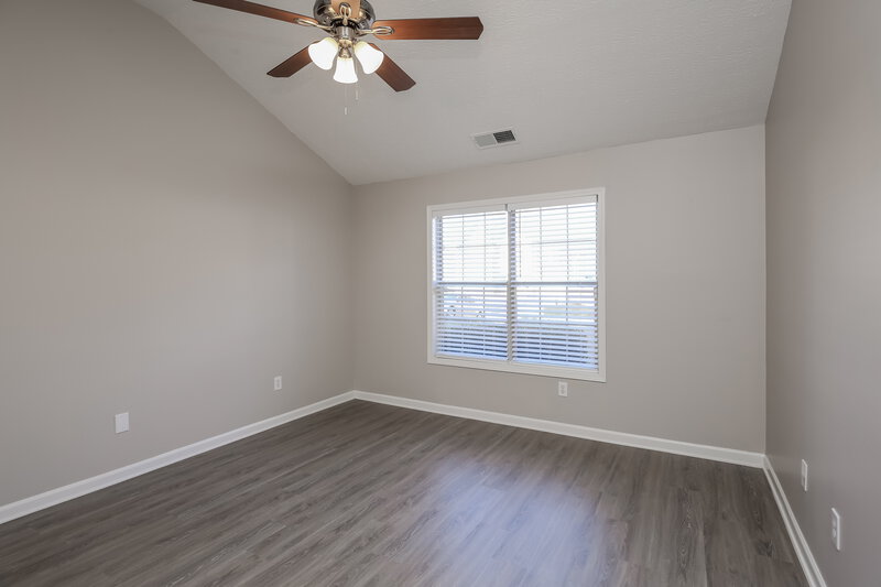 1,940/Mo, 480 Oak Vista Ct Lawrenceville, GA 30044 Main Bedroom View 4