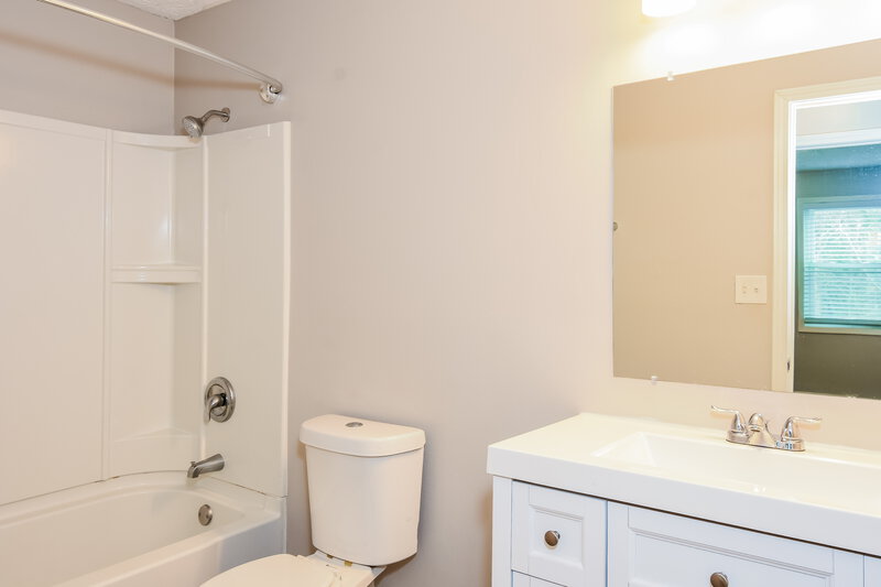 1,985/Mo, 4967 Turtle Rock Dr Marietta, GA 30066 Bathroom View