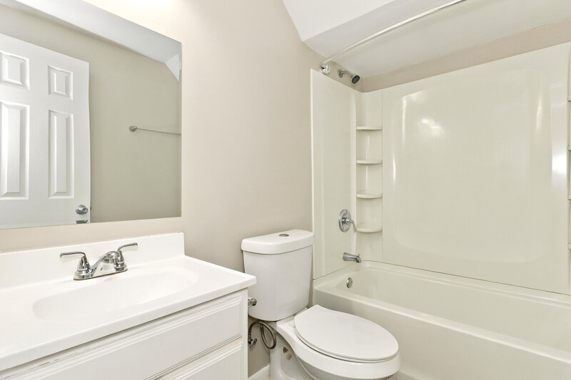 1,885/Mo, 125 St Ann Circle Dallas, GA 30157 Bathroom View
