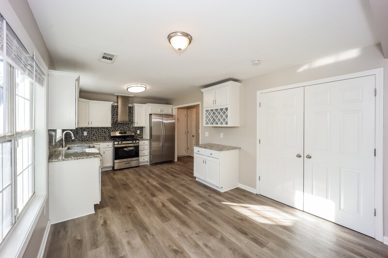 3,120/Mo, 559 Cypress Estates Cv Jonesboro, GA 30238 Kitchen View