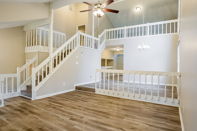 2,320/Mo, 6826 Creekwood Dr Douglasville, GA 30135 Living Room View 2