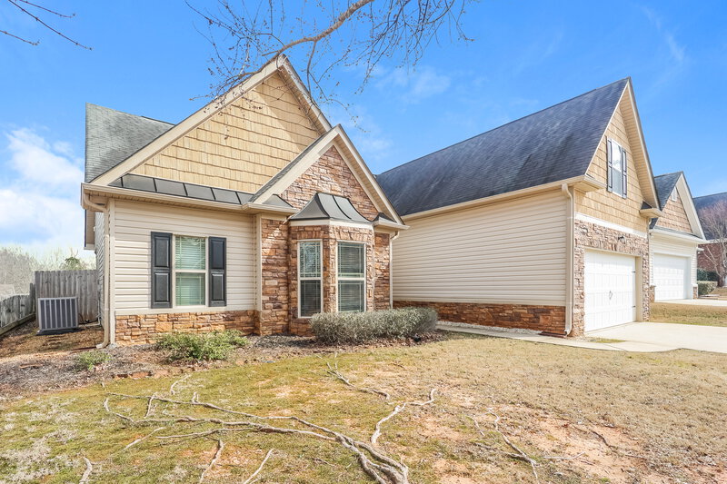 2,475/Mo, 326 Stillwood Dr Newnan, GA 30265 Front View