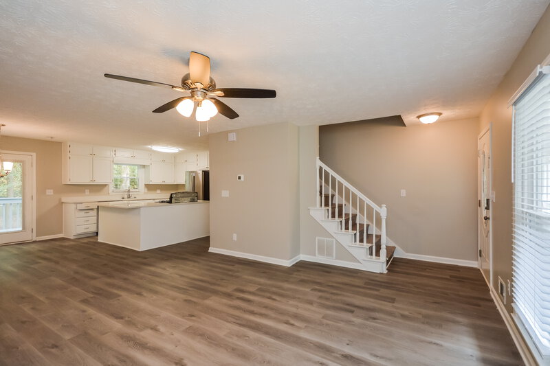 2,750/Mo, 9136 Tara Dr SW Covington, GA 30014 Living Room View 2