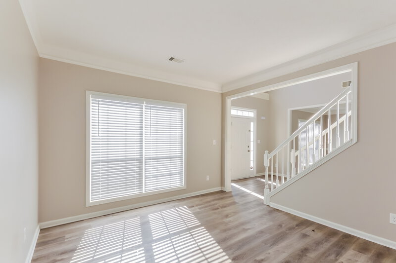 2,670/Mo, 115 Whitaker Dr Stockbridge, GA 30281 Living Room View